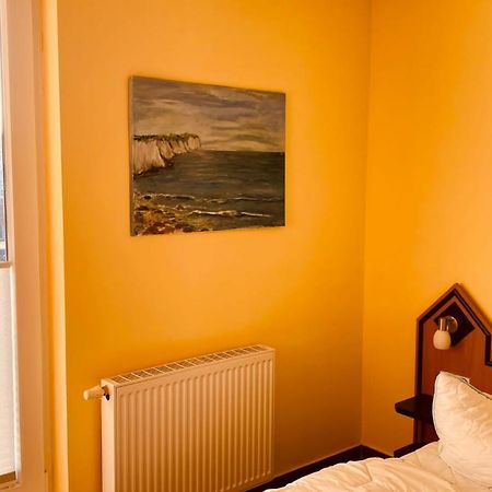 Haus Am Strand Бреґе Екстер'єр фото